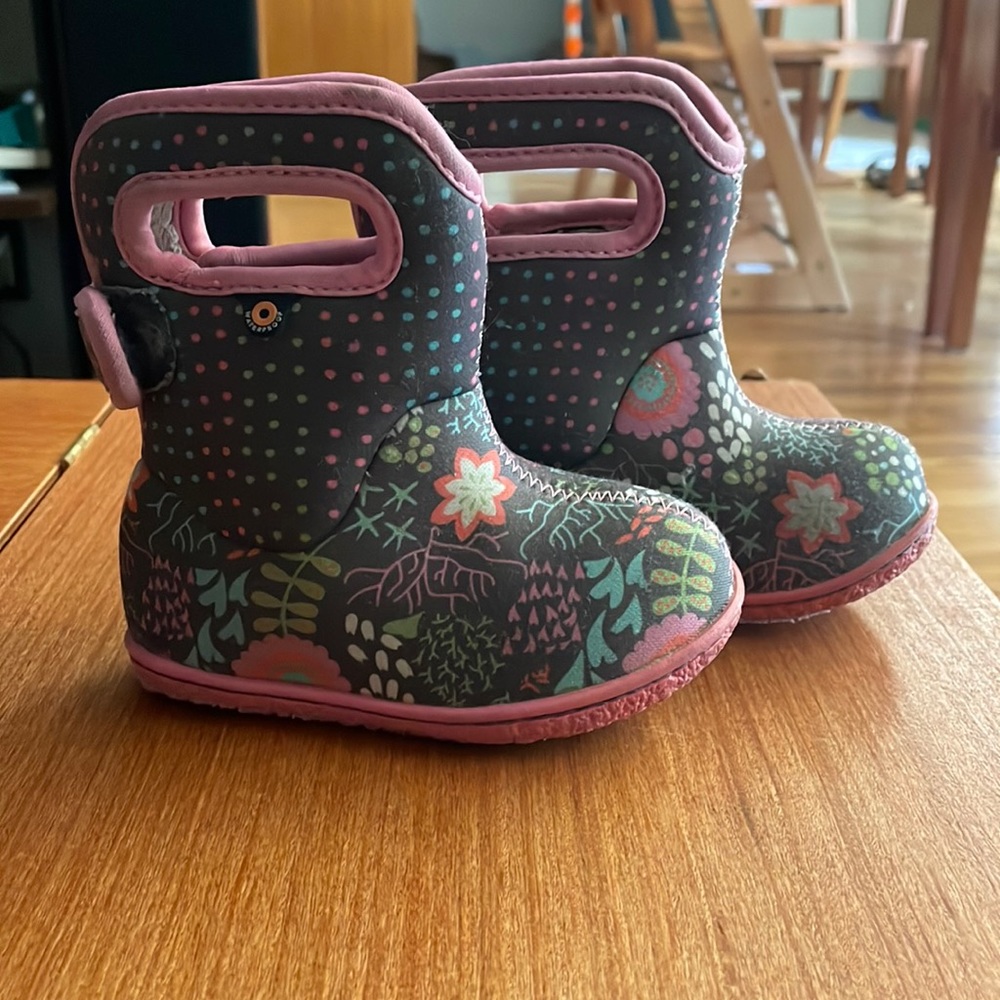 Bogs baby boot| US 5 | Euro 21